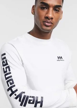 Белый лонгслив с принтом Helly Hansen