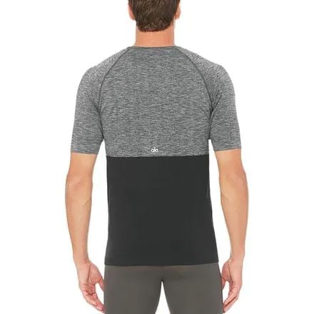 Рубашка Energy Crew мужская ALO YOGA, цвет Black/Charcoal Heather Gradient