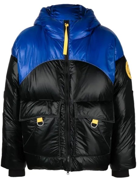 Canada Goose пуховик с нашивкой-логотипом, черный