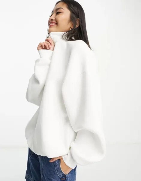 Белый свитшот на молнии Bershka