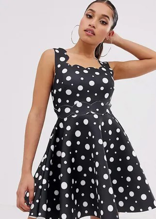 Короткое приталенное платье в горошек с фигурными краями ASOS DESIGN Petite-Мульти