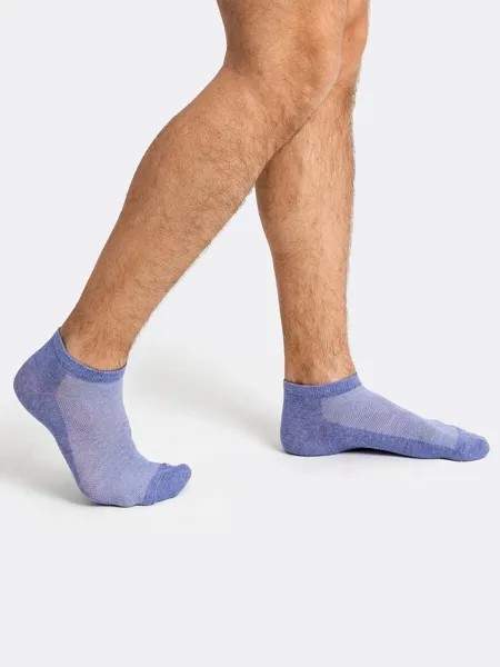 Короткие мужские носки белого цвета с сеткой в синем оттенке