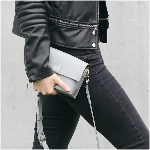 Женская поясная сумка из натуральной кожи серая A004 grey Divalli