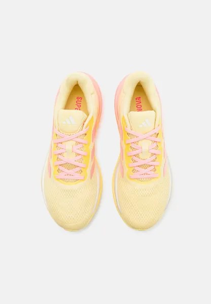Нейтральные кроссовки adidas Performance, желтый Supernova Stride