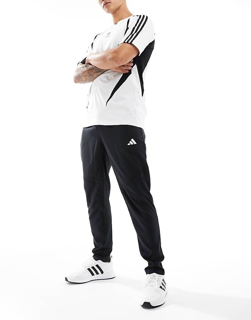 Adidas Running – Own The Run – Черные джоггеры