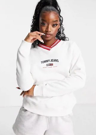 Белый свитшот с логотипом Tommy Jeans