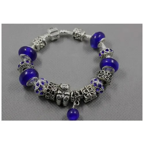 Браслет-цепочка Handinsilver ( Посеребриручку ) Браслет с шармами на основе из бижутерной стали, стекло, муранское стекло, стразы, размер 21 см, синий