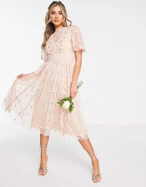 Нежно-розовое платье миди для подружки невесты с цветочным принтом Frock and Frill-Розовый цвет