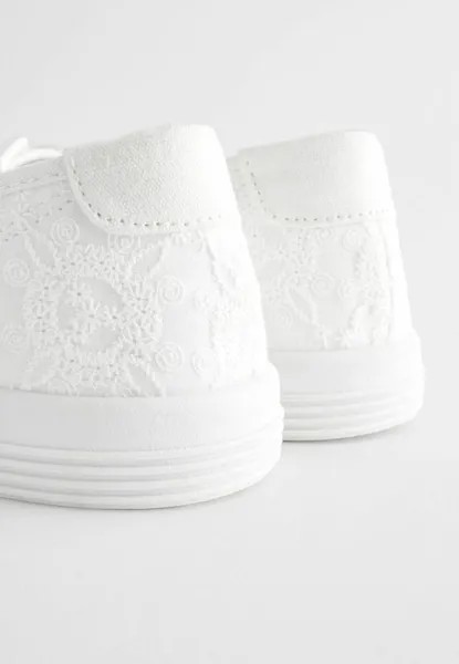 Тапочки Forever Comfort Regular Fit Next, белые
