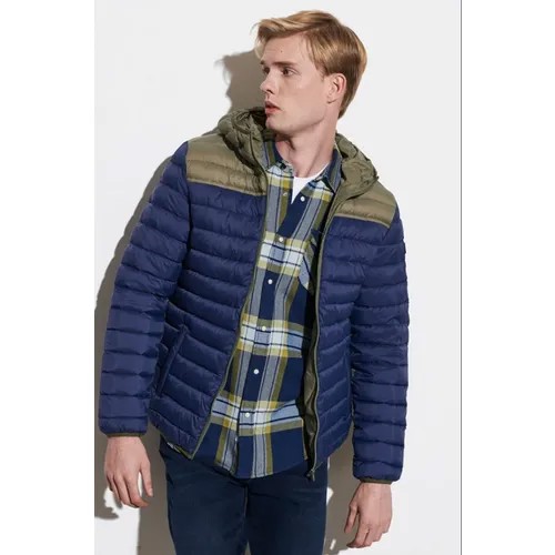 Куртка Wrangler, демисезон/зима, силуэт полуприлегающий, карманы, капюшон, размер XXL, синий