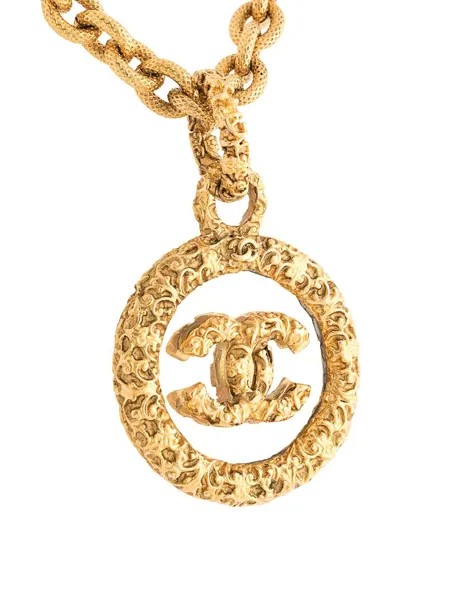 Chanel Pre-Owned колье 1993-го года с подвеской-логотипом CC