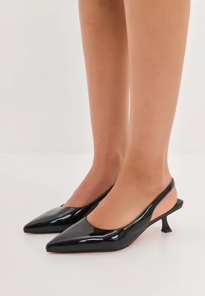 Туфли Cesare Gaspari, цвет patent black