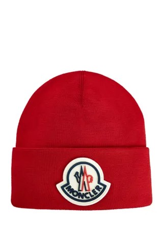 Яркая шапка из шерсти с макро-логотипом