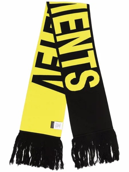 VETEMENTS шарф с бахромой и логотипом
