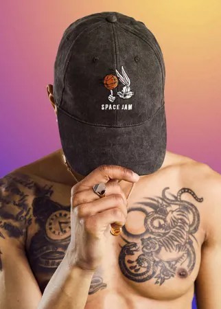 Черная бейсболка с вышивкой Багза Банни ASOS DESIGN Space Jam 2-Черный цвет