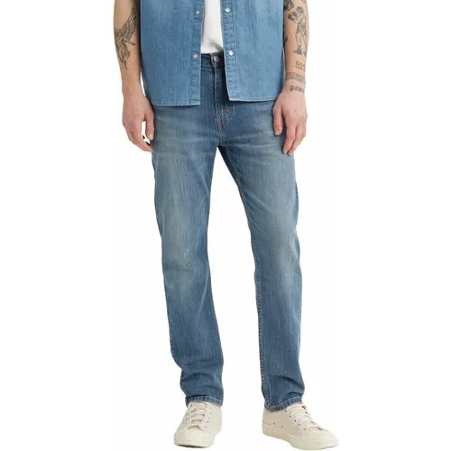Джинсы классические Levi's Men 502 Regular Taper Jeans, размер 30/32, med Indigo