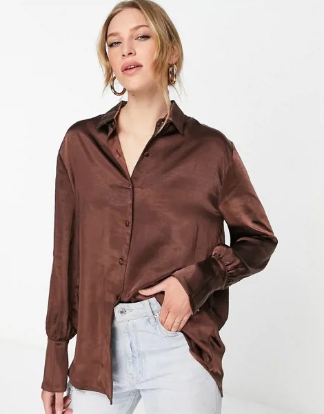 Атласная рубашка шоколадно-коричневого цвета от комплекта Pretty Lavish-Коричневый цвет