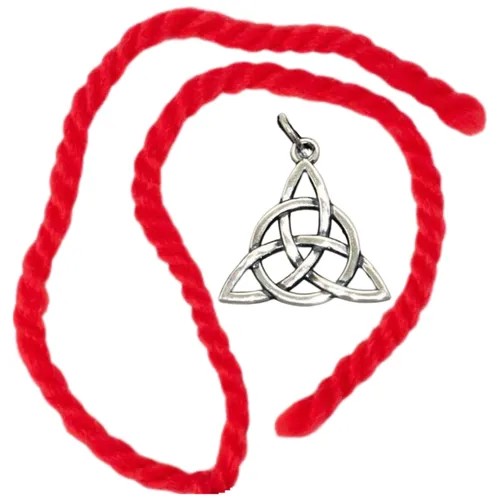 Браслет талисман красная нить с подвеской шармом Трикветр (кельтский защитный амулет), цвет серебро