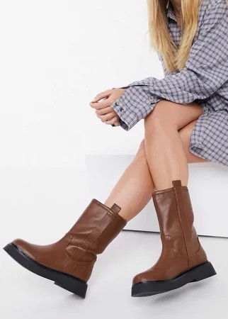 Темно-оранжевые ботинки без застежки на массивной подошве ASOS DESIGN Angelica-Коричневый