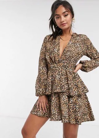 Приталенное платье с глубоким вырезом и леопардовым принтом John Zack-Многоцветный