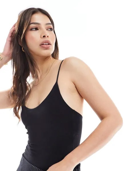 Черное боди на бретелях Stradivarius STR