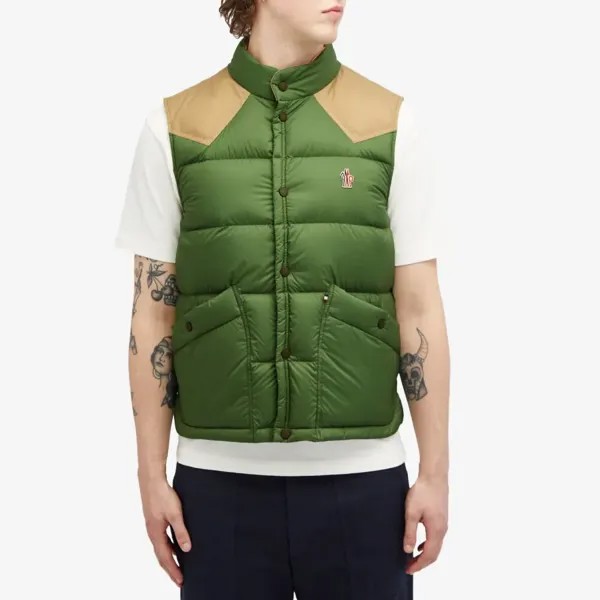 Moncler Grenoble Veny Пуховый жилет из переработанного нейлона, зеленый