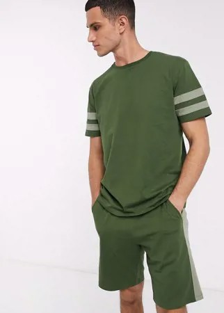 Пижама с футболкой и шортами цвета хаки ASOS DESIGN-Зеленый