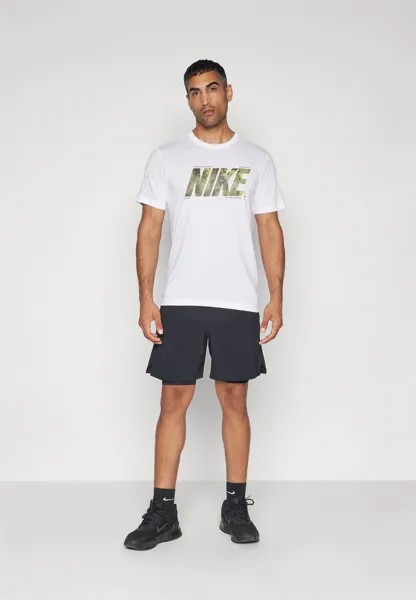 Спортивная футболка TEE CAMO Nike, белый