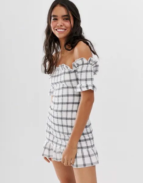 Белый сарафан в серую клетку с открытыми плечами и оборками ASOS DESIGN-Многоцветный