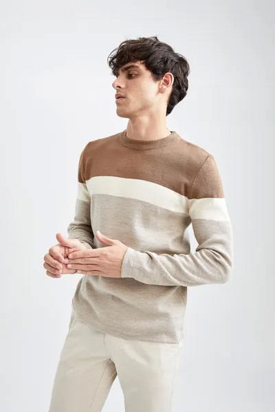 Облегающий свитер с дизайном колор-блок Defacto, коричневый