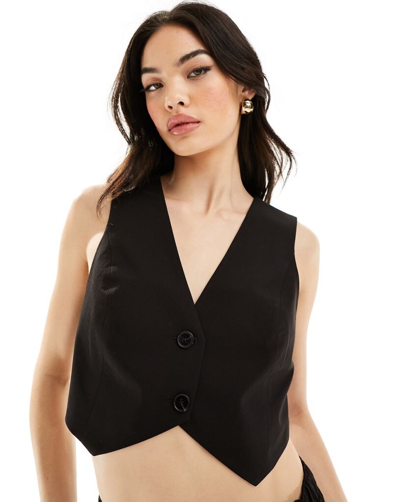 Черный укороченный жилет строгого кроя ASOS DESIGN