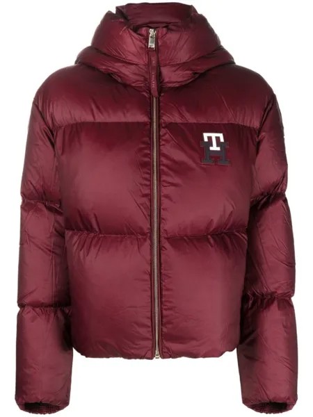 Tommy Hilfiger пуховик с нашивкой-логотипом, красный