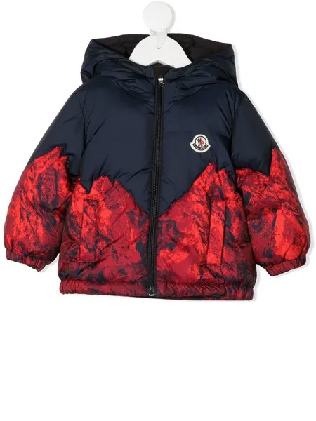 Moncler Enfant пуховик с принтом