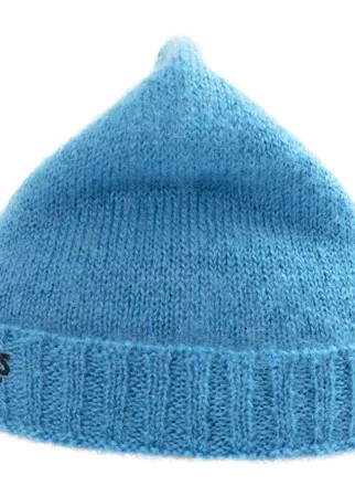 Голубая шапка с вышивкой RS