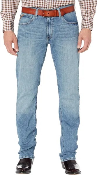 Джинсы M4 Low Rise Stackable Straight Leg Jeans in Sawyer Ariat, цвет Sawyer