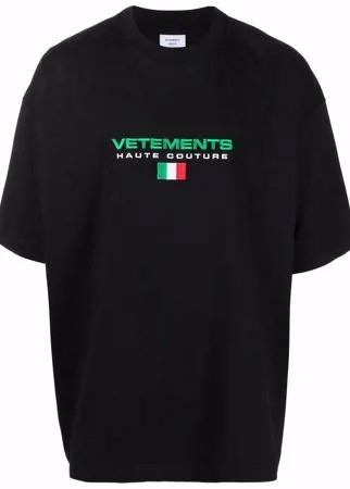 VETEMENTS футболка с вышитым логотипом