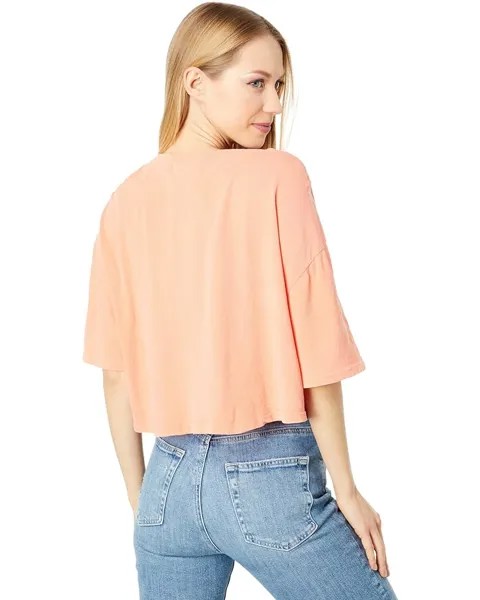 Футболка Wildfox Who's Villa Alhambra Crop Tee, цвет Pigment Papaya Punch