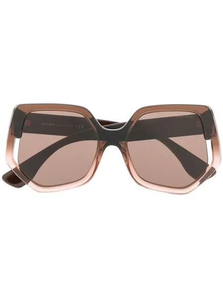 Miu Miu Eyewear солнцезащитные очки в геометричной оправе