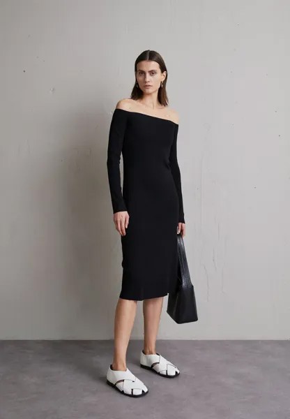 Платье Filippa K ПЛАТЬЕ С ОТКЛЮЧЕННЫМИ ПЛЕЧАМИ, черный