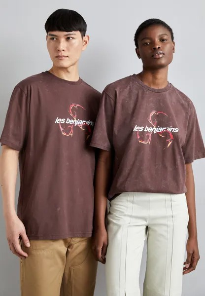 Футболка с принтом RELAXED TEE UNISEX Les Benjamins, старый бордовый