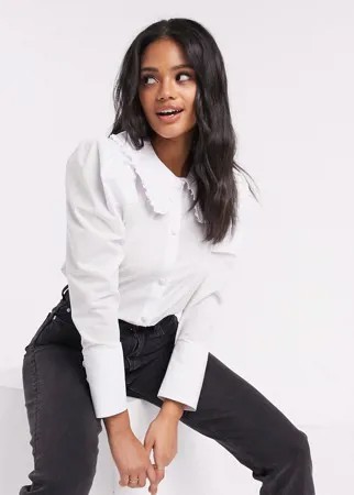 Белая рубашка с оборкой на воротнике ASOS DESIGN-Белый