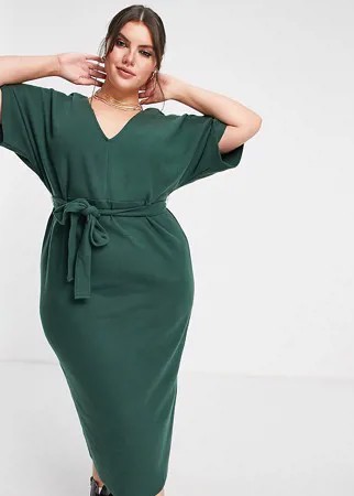 Темно-зеленое мягкое платье-джемпер миди с V-образным вырезом и поясом ASOS DESIGN Curve-Зеленый цвет