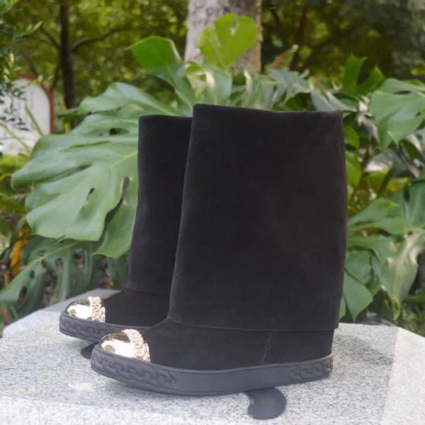 Женские замшевые ботинки Dipsloot, черные, золотистые, с металлическим носком, на танкетке 8 см, повседневные ботинки без застежки, увеличивающи...