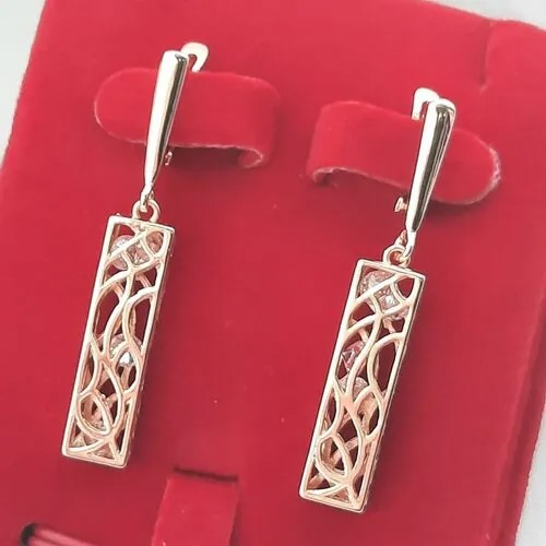 Серьги пусеты , искусственный камень, циркон, золотой