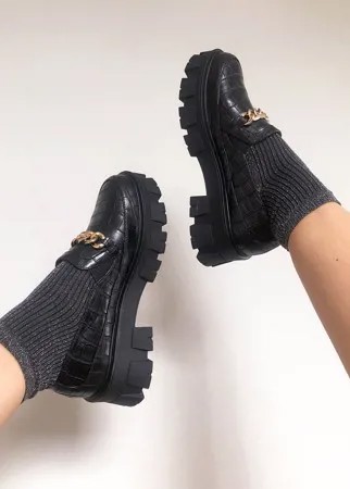 Туфли на плоской массивной подошве черного цвета с эффектом крокодиловой кожи и золотой цепочкой RAID Alessio-Черный