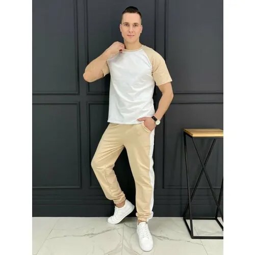 Костюм , размер 50 , бежевый