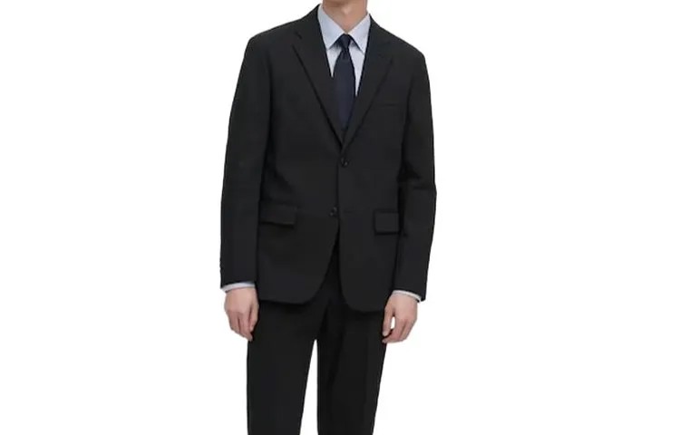 Деловой костюм мужской 09 черный Uniqlo, черный