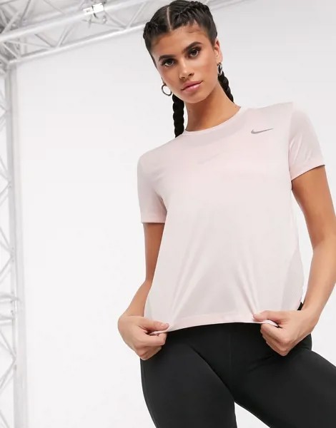 Розовый топ с короткими рукавами Nike Running