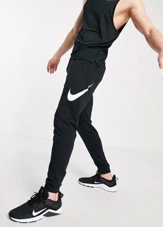 Черные джоггеры с логотипом-галочкой Nike Training-Черный цвет