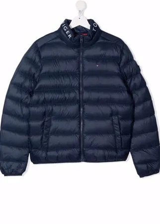 Tommy Hilfiger Junior пуховик с вышитым логотипом